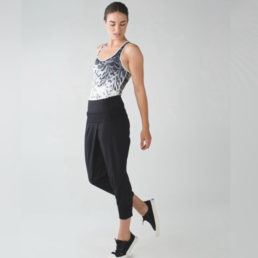 Lululemon Black Jogger Pants